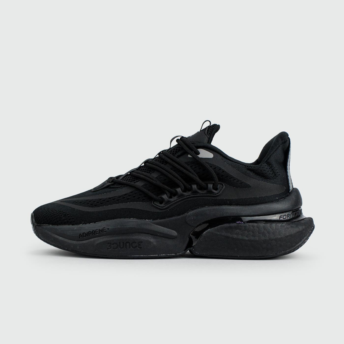 Alphaboost V1 Triple Black чаще выбирают клиенты