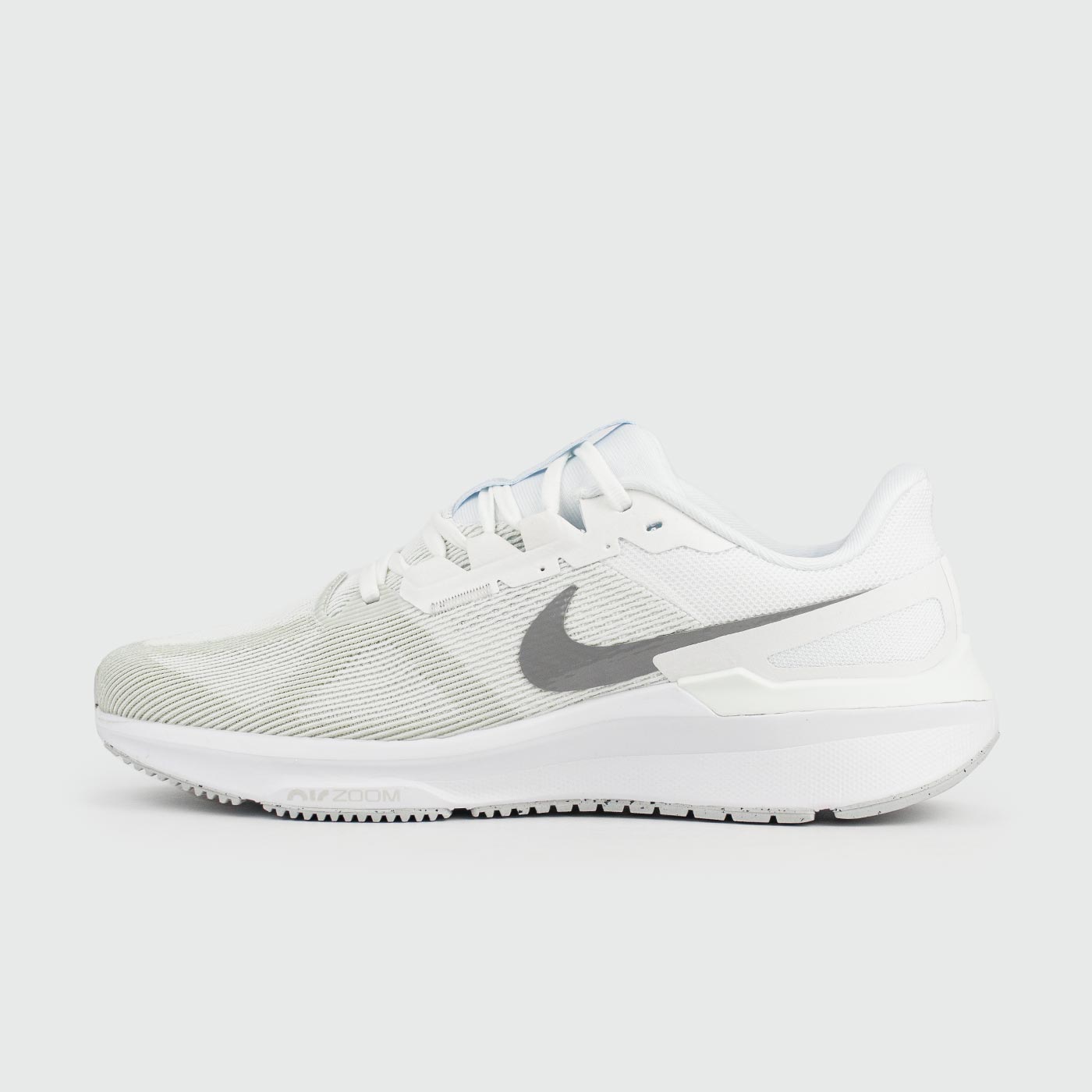 Air Zoom Structure 25 All White чаще выбирают клиенты