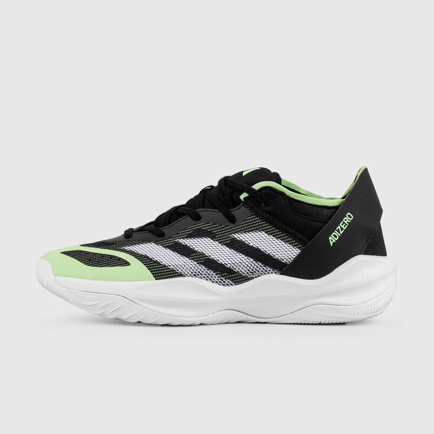 Adizero Select 2.0 Black Green чаще выбирают клиенты