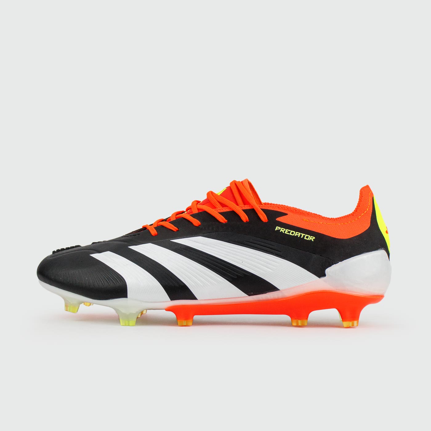 Predator Elite FG Black Orange чаще выбирают клиенты
