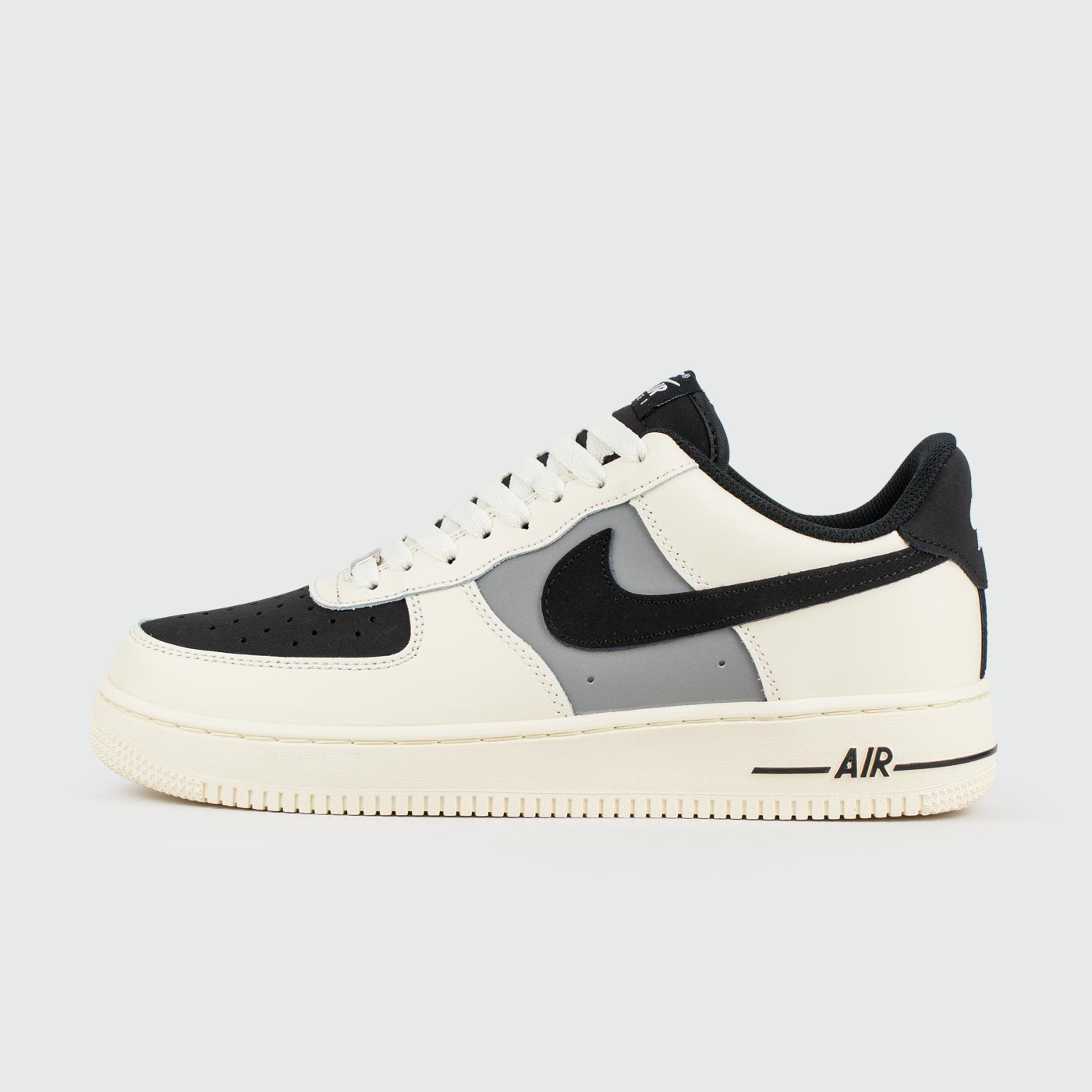 Air Force 1 Low Cream/Black чаще выбирают клиенты