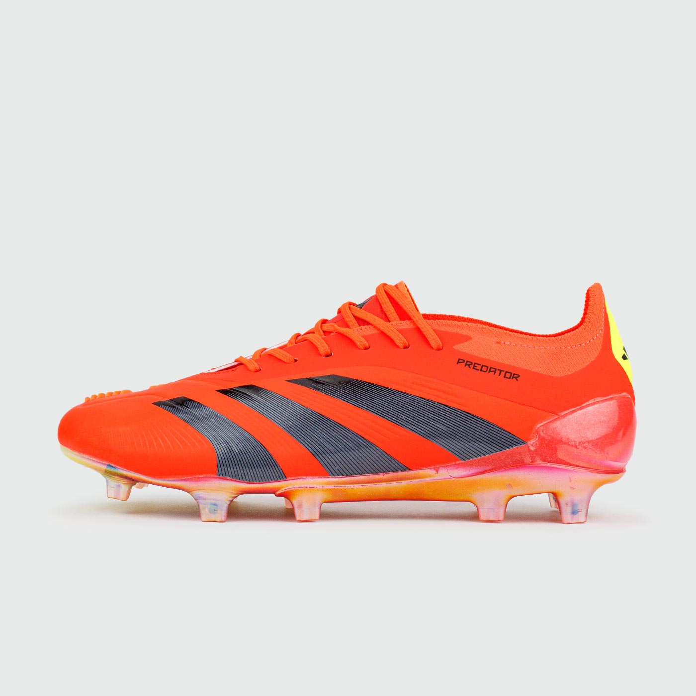 Predator Elite FG Orange чаще выбирают клиенты